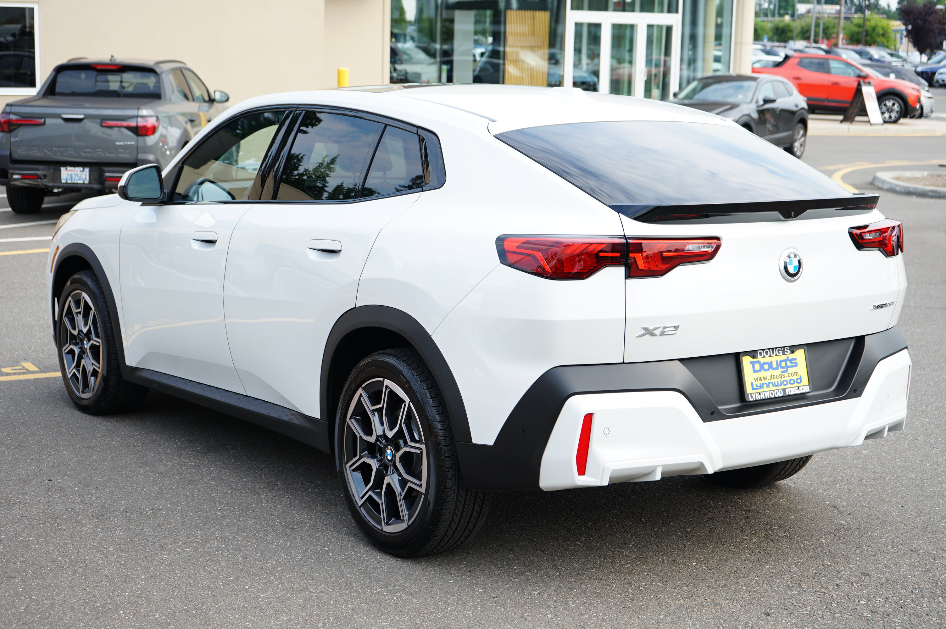 Used 2025 BMW X2 xDrive28i w/ Convenience Package image 7