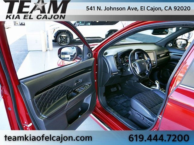 Used 2021 Mitsubishi Outlander GT image 40