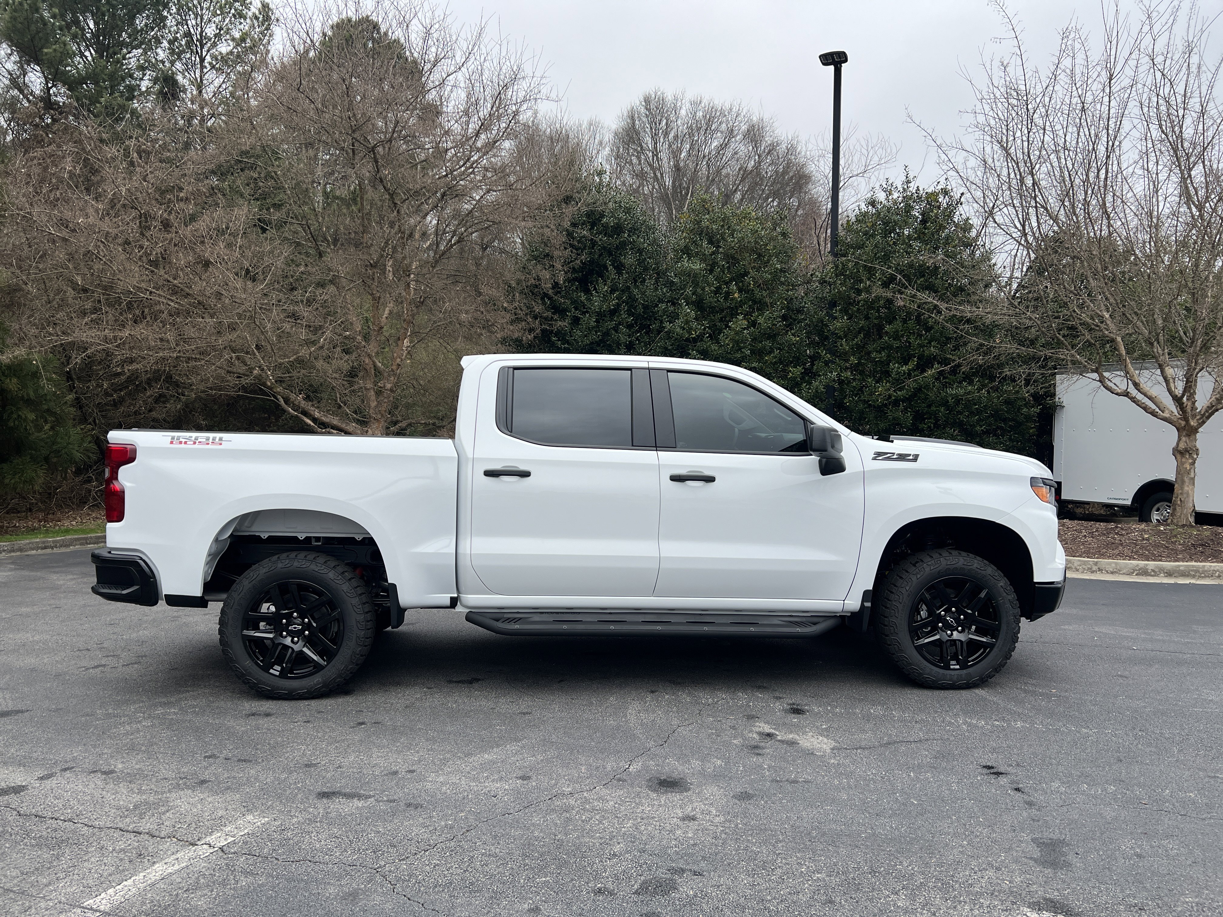 New 2026 Chevrolet Silverado 1500 Custom Trail Boss w/ LPO, Dark Essentials Package image 10