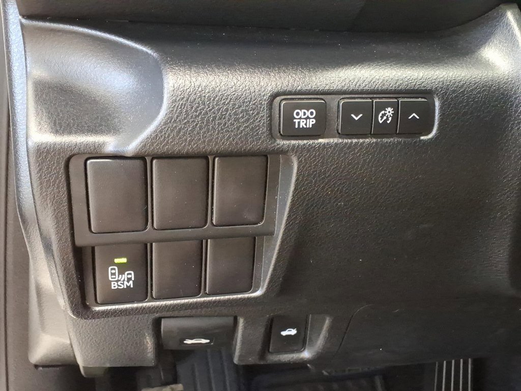 Used 2014 Lexus IS 250 w/ Navigation Package image 10