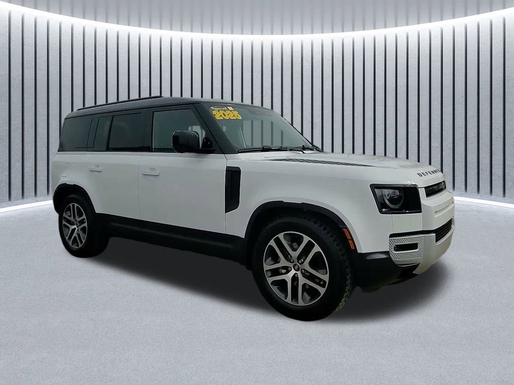 Used 2025 Land Rover Defender 110 S image 2