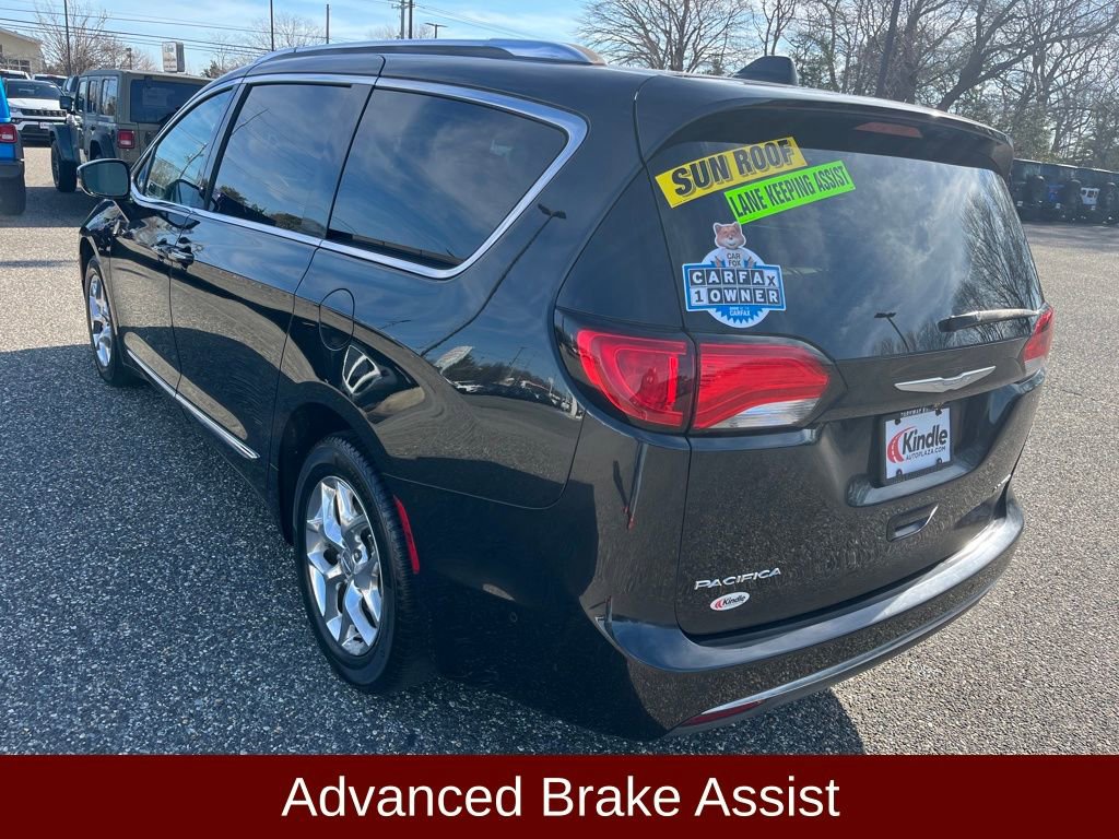 Used 2017 Chrysler Pacifica Limited w/ UConnect Theater Package image 25