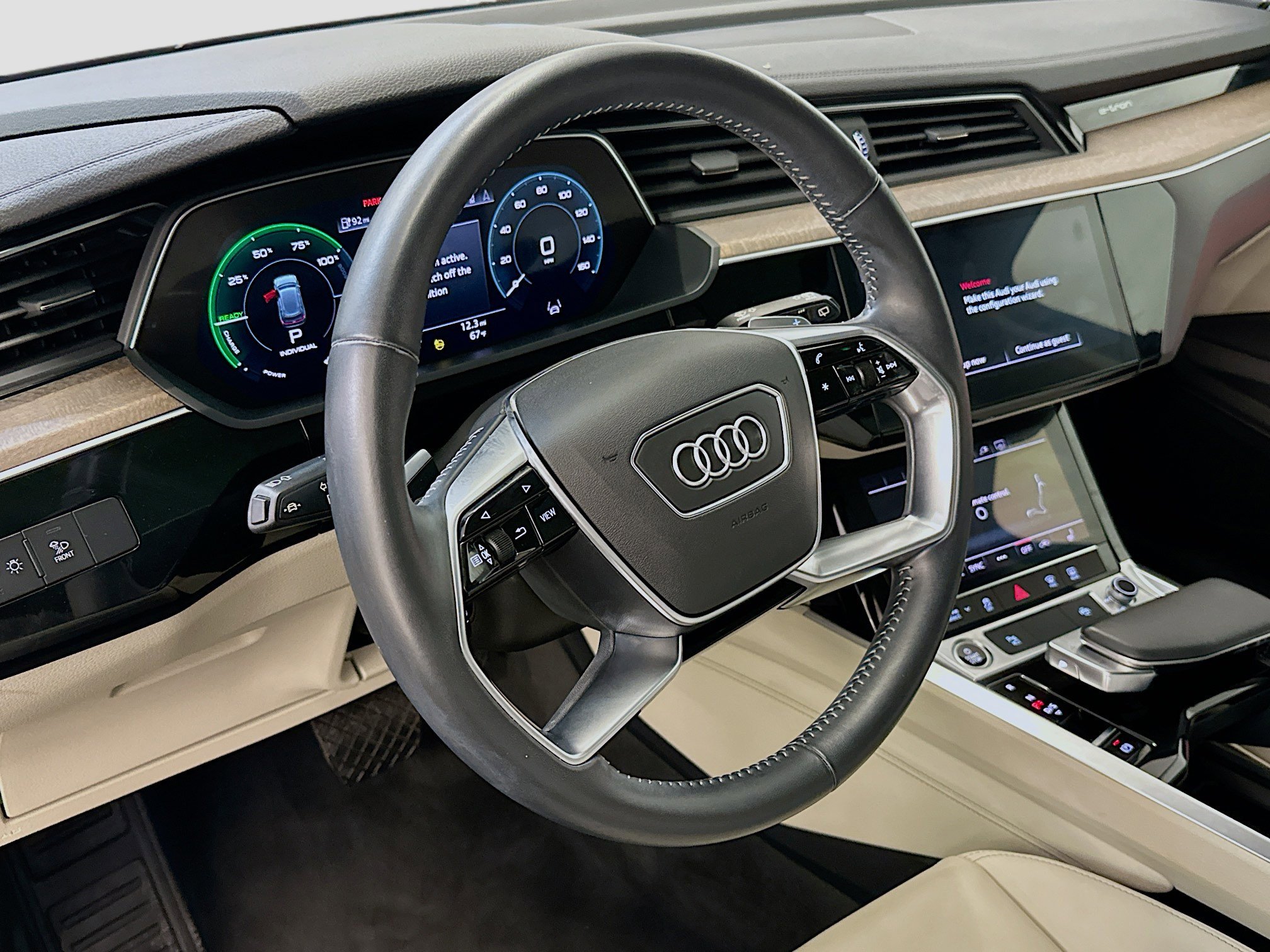 Used 2021 Audi e-tron Premium w/ Convenience Plus Package AWD/4WD image 18