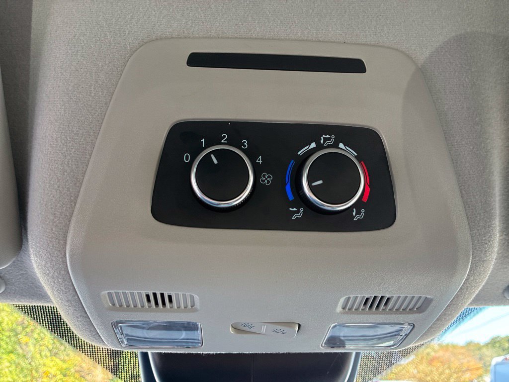 Used 2024 Ford Transit 350 XLT RWD image 20