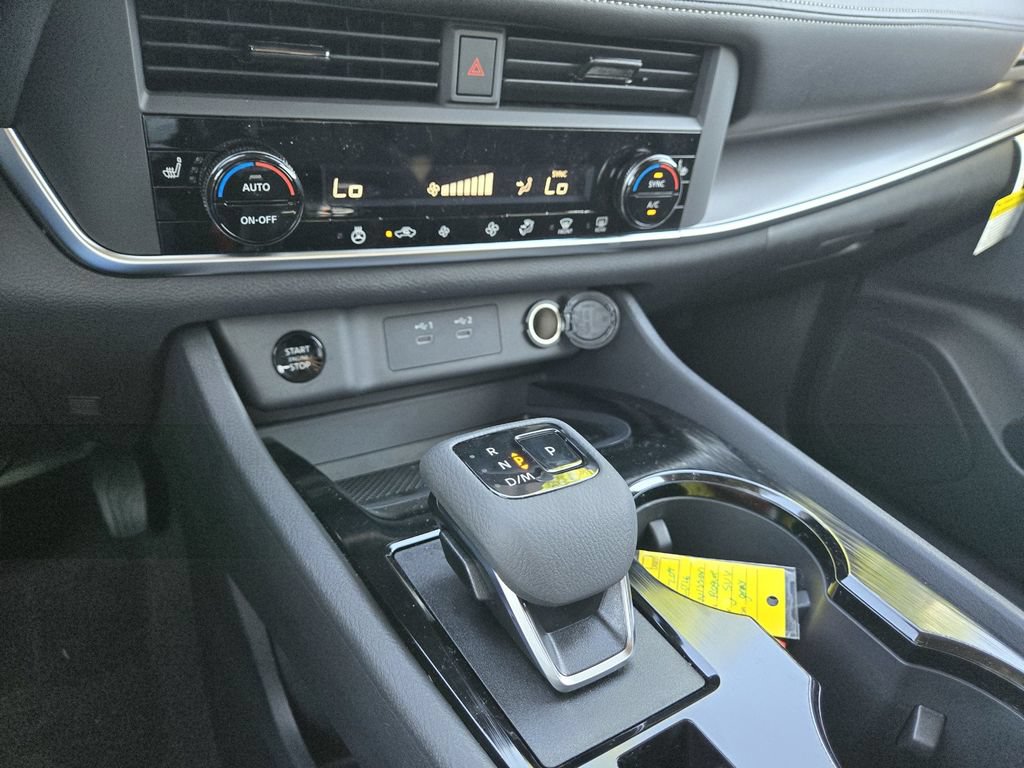 New 2026 Nissan Rogue Dark Armor AWD/4WD image 14