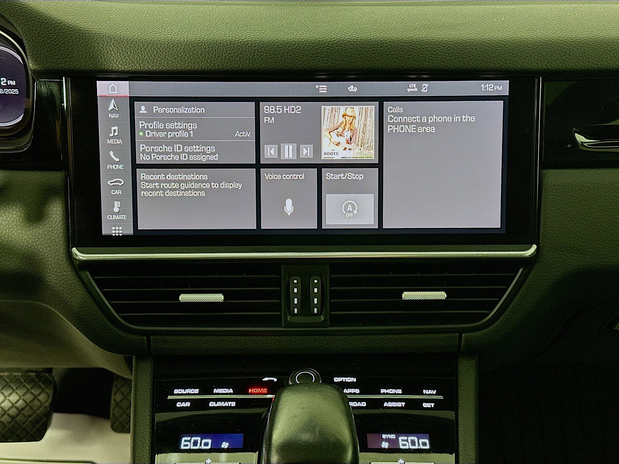 Used 2021 Porsche Cayenne Coupe image 13