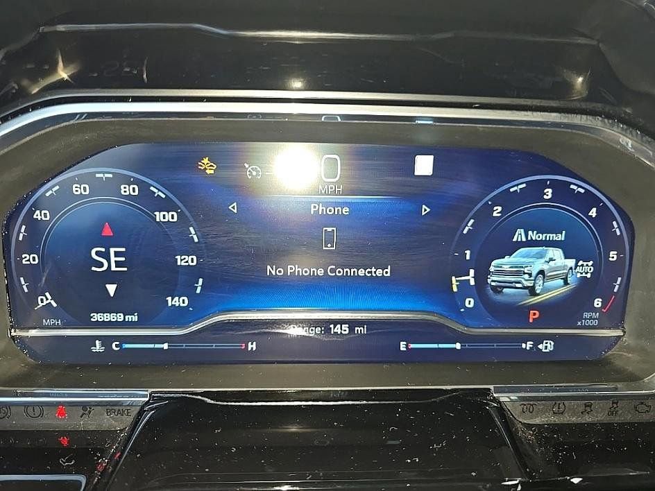 Used 2023 Chevrolet Silverado 1500 RST w/ Redline Edition image 15