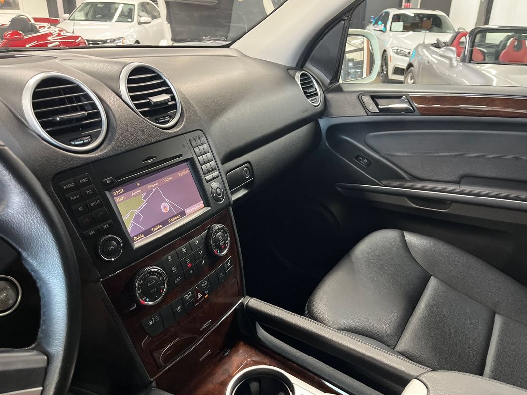 Used 2009 Mercedes-Benz ML 550 4MATIC image 38
