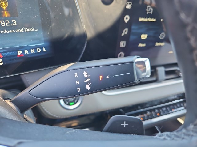 Used 2025 Chevrolet Equinox LT w/ Convenience Package II FWD image 23