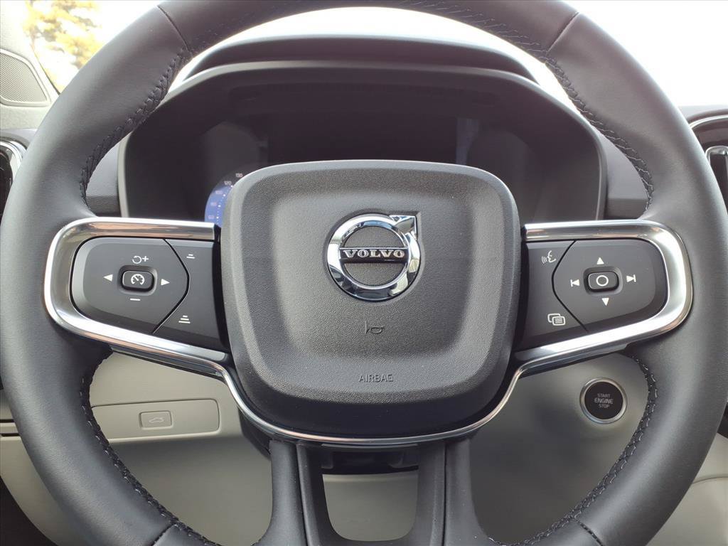 New 2026 Volvo XC40 B5 Plus w/ Protection Package Premier AWD/4WD image 26