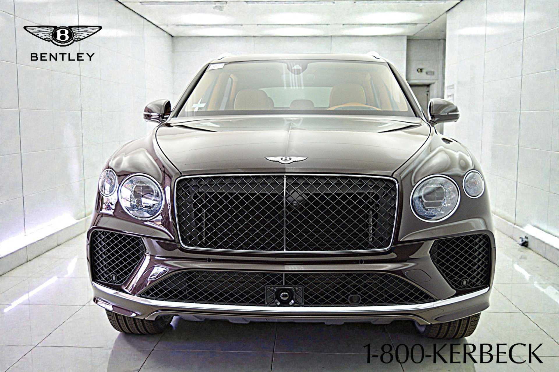 Used 2024 Bentley Bentayga image 18