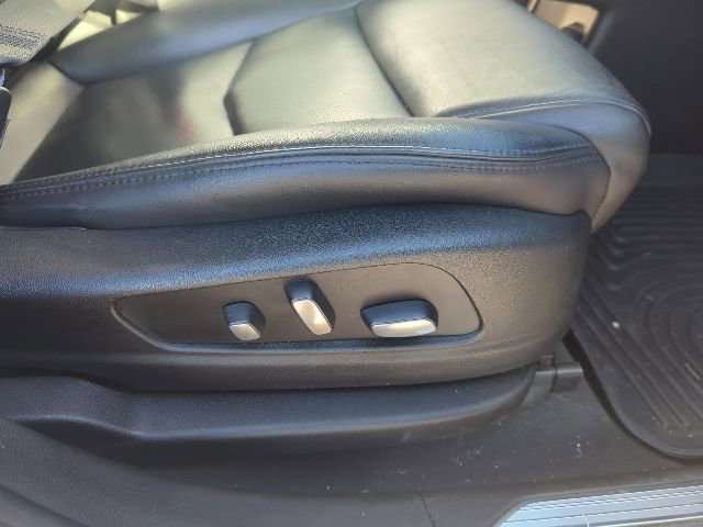 Used 2019 Cadillac XT5 Premium Luxury image 56