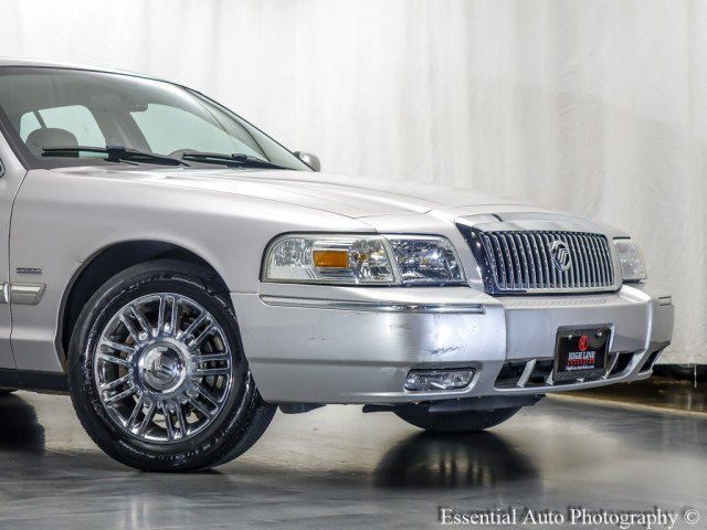 Used 2010 Mercury Grand Marquis LS image 2