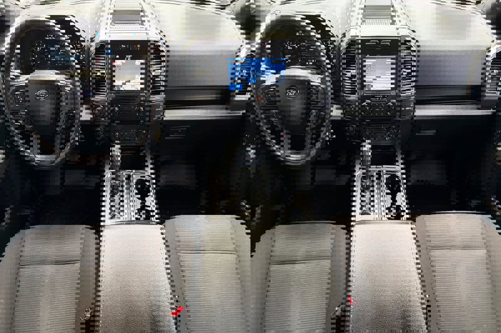 Certified 2017 Ford F150 XLT w/ Equipment Group 302A Luxury image 3