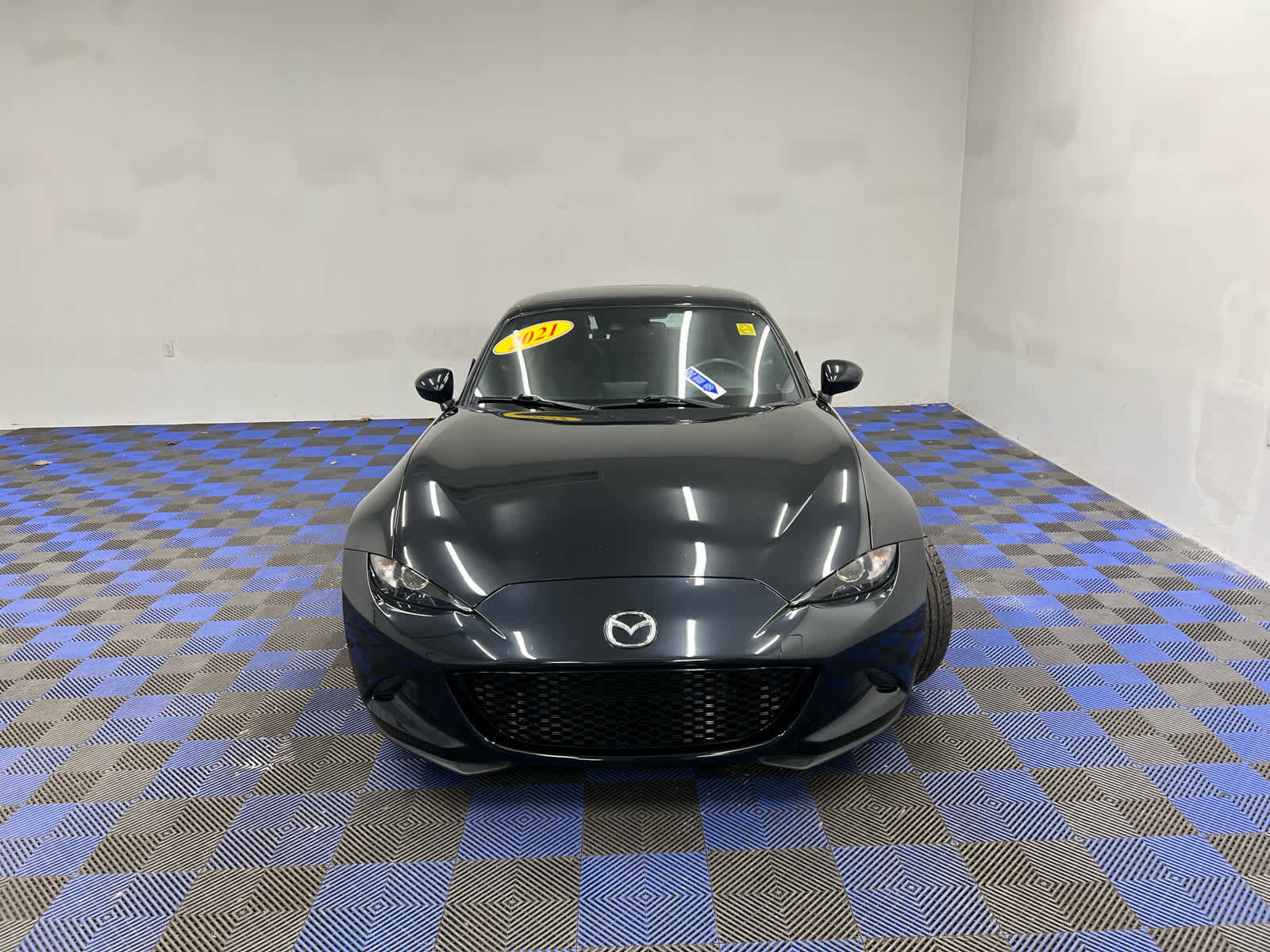 Used 2021 MAZDA MX-5 Miata RF Grand Touring image 2