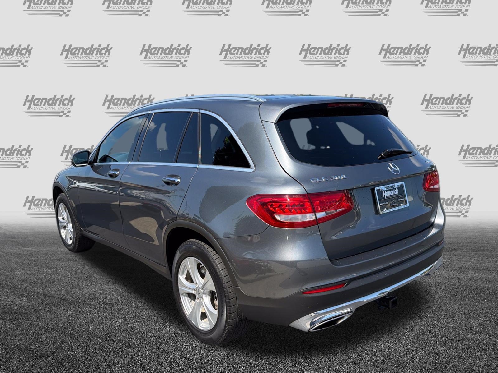Used 2018 Mercedes-Benz GLC 300 4MATIC image 8