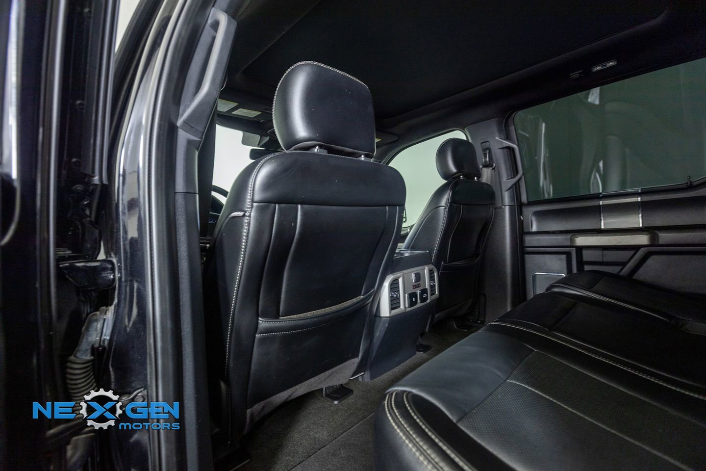 Used 2020 Ford F150 Lariat w/ Equipment Group 502A Luxury image 24