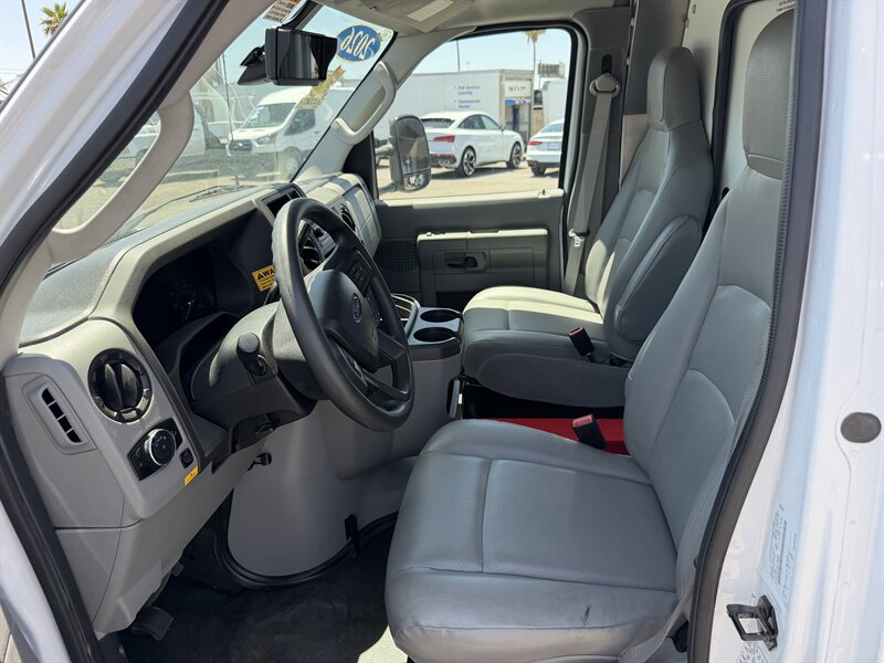 Used 2026 Ford E-450 and Econoline 450 Super Duty w/ Power Equipment Group RWD image 11