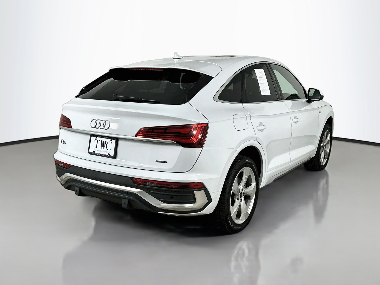 Used 2025 Audi Q5 2.0T Premium Plus w/ Premium Plus Package AWD/4WD image 5