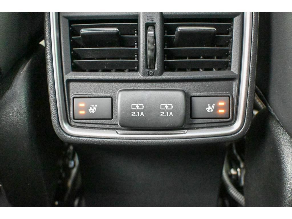 Used 2022 Subaru Forester Touring image 27