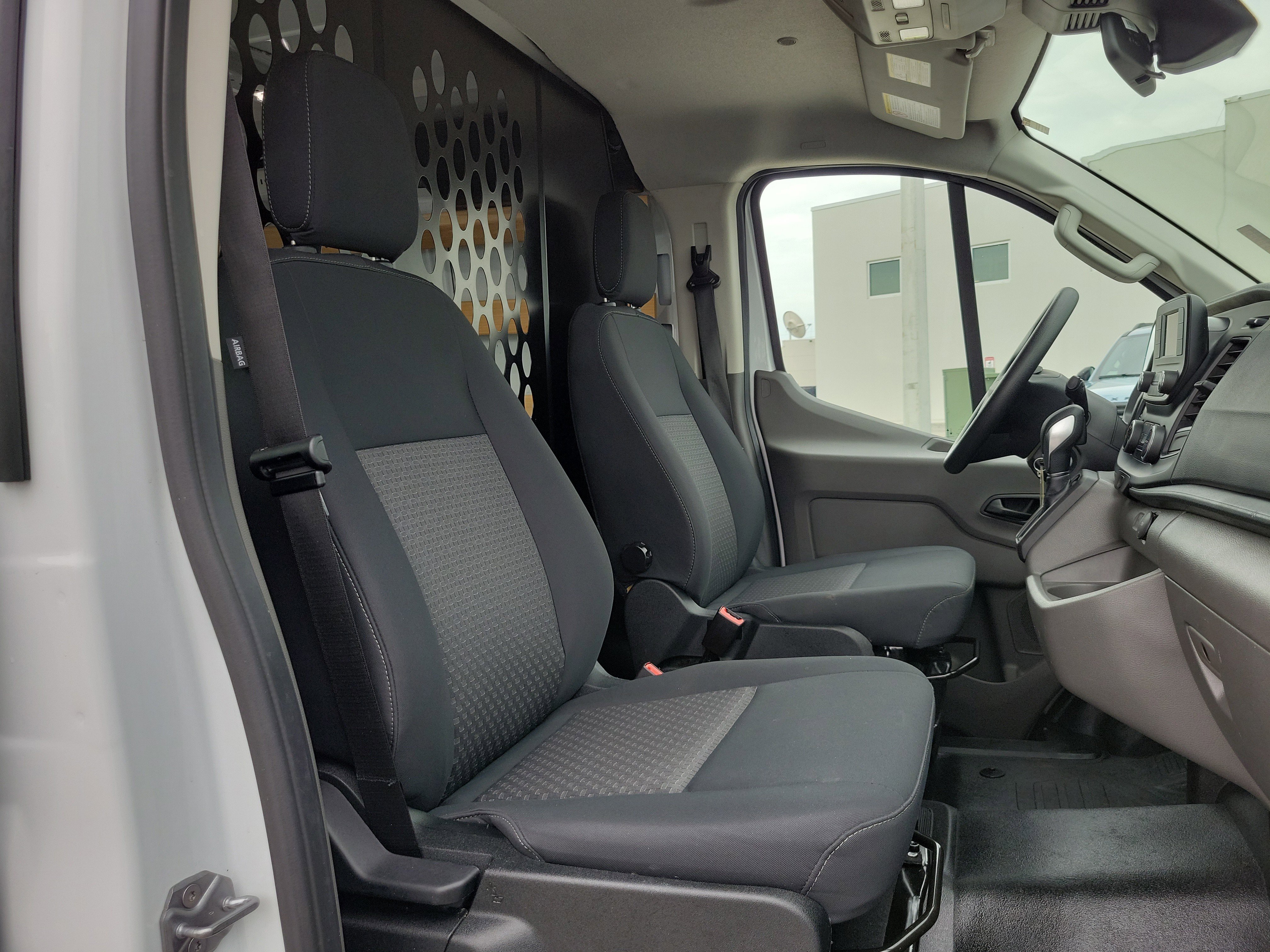 Used 2025 Ford Transit 250 Low Roof w/ Exterior Upgrade Package RWD image 17