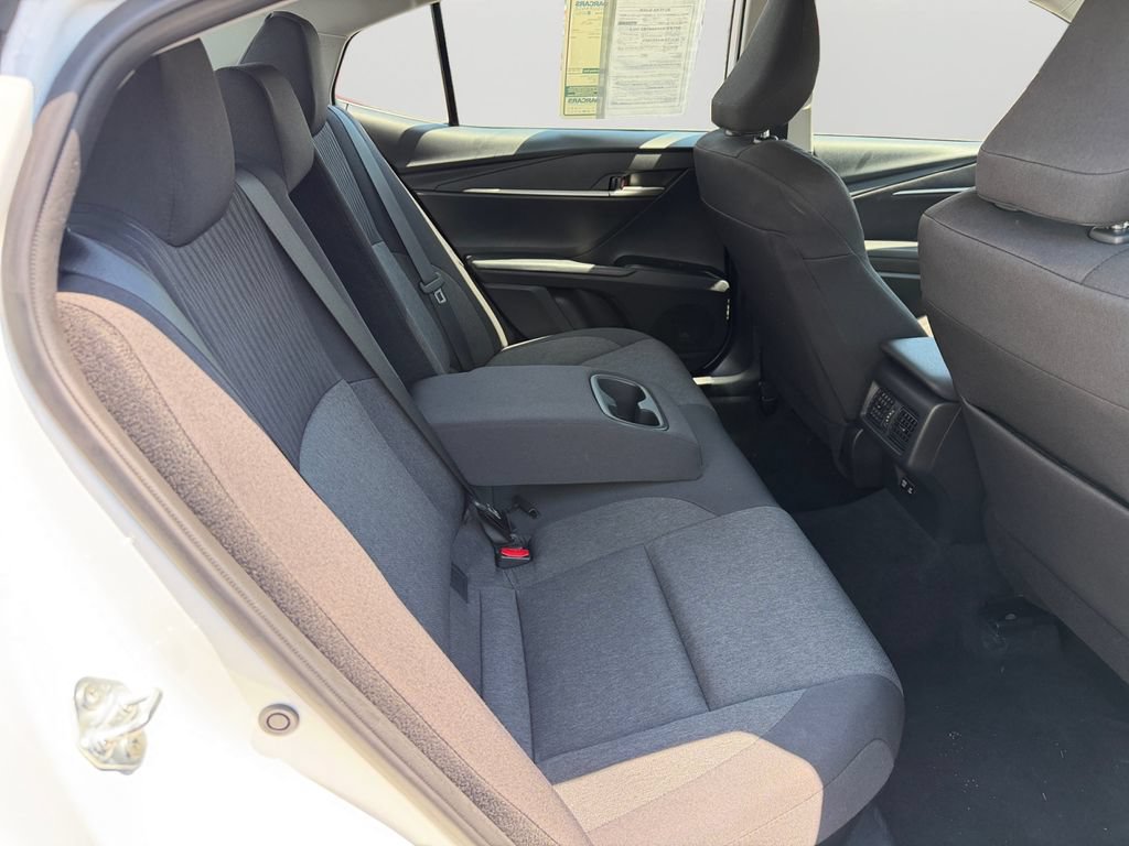Used 2025 Toyota Camry LE FWD image 13