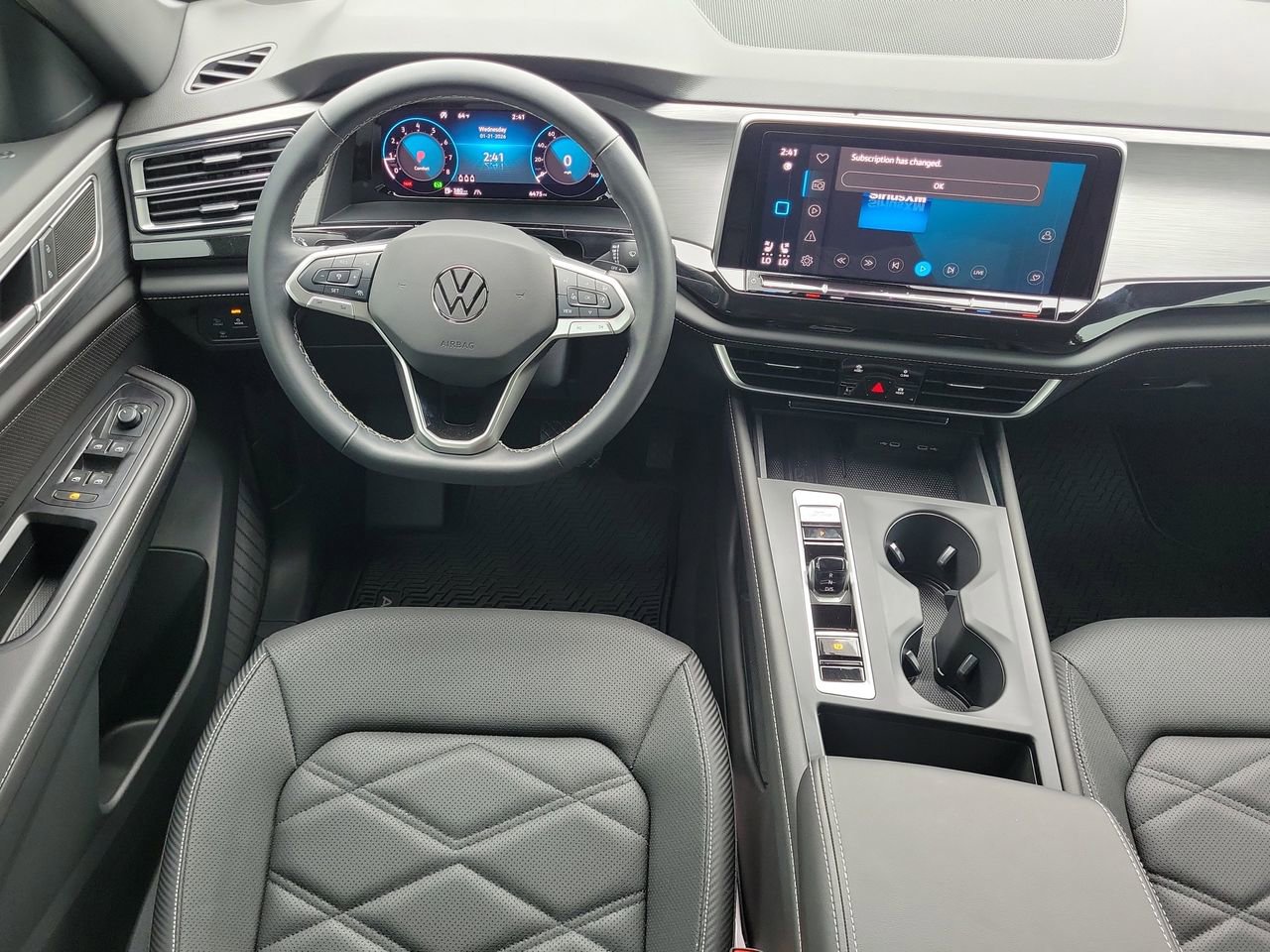 Used 2025 Volkswagen Atlas Cross Sport SE image 15