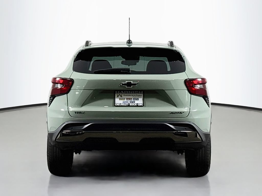 New 2026 Chevrolet Trax ACTIV w/ Sunroof Package FWD image 6