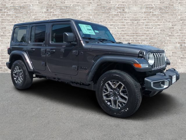 New 2026 Jeep Wrangler Unlimited Sahara w/ Technology Group