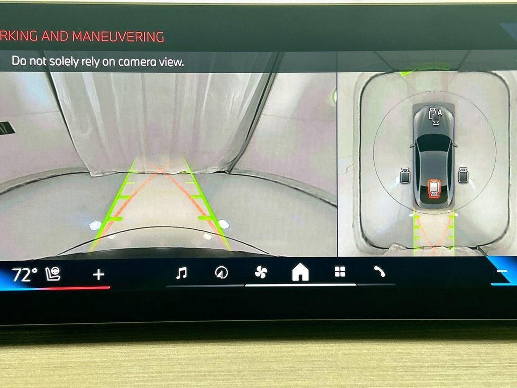 New 2026 BMW i4 eDrive40 w/ Premium Package RWD image 15