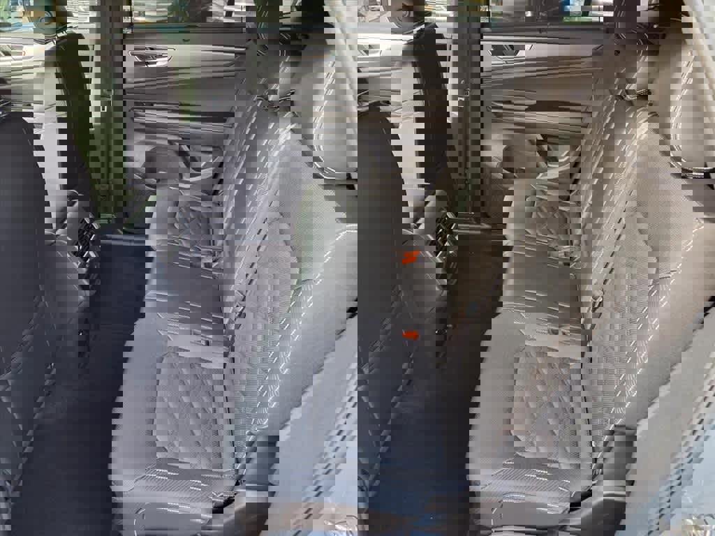 Used 2024 Volkswagen Atlas Cross Sport SE image 9