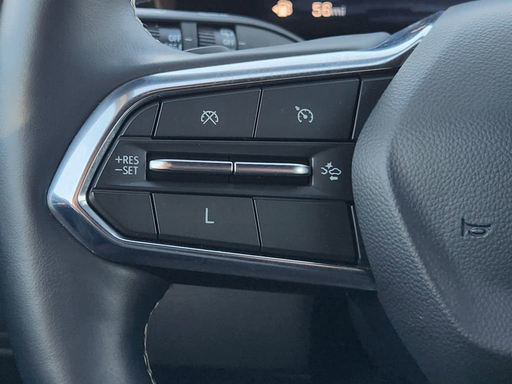 Used 2025 Chevrolet Traverse LT image 28