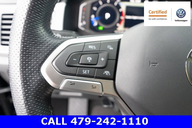 Certified 2022 Volkswagen Atlas SEL R-Line image 23