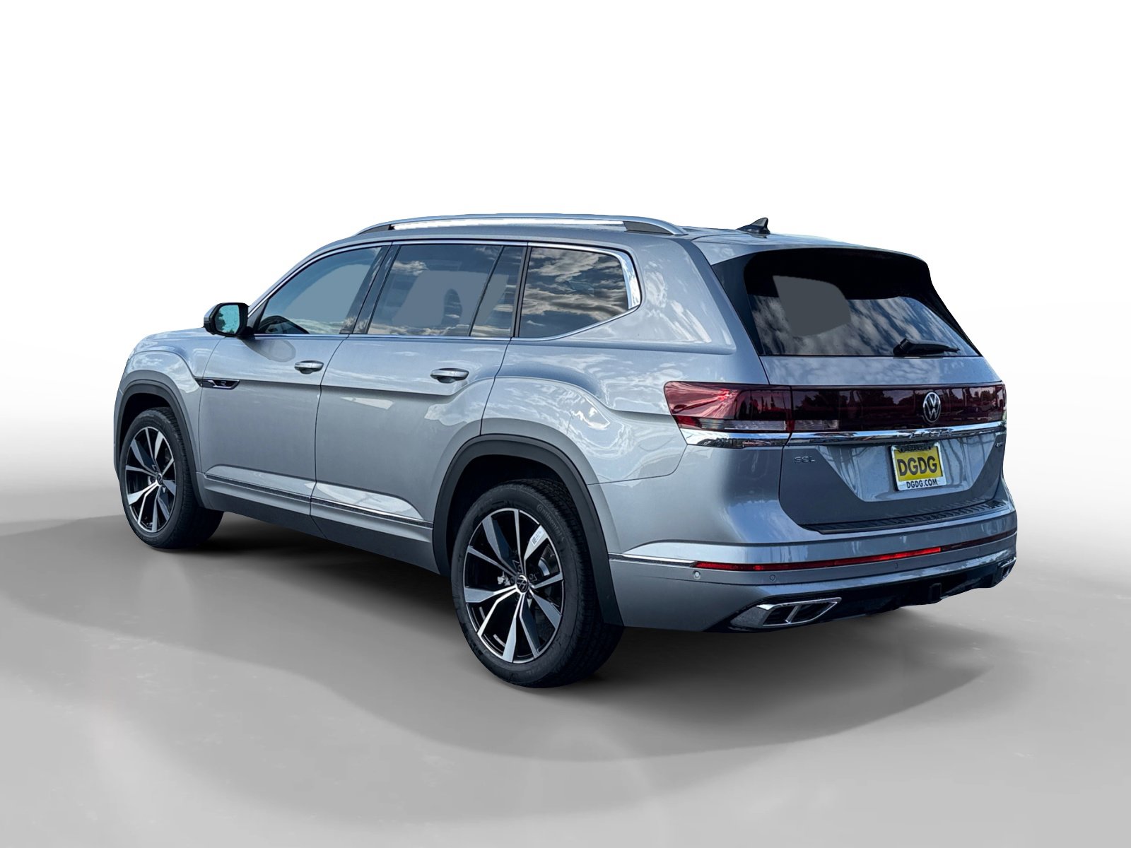 New 2026 Volkswagen Atlas SEL Premium R-Line image 3