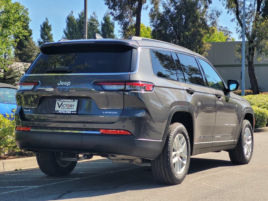Used 2024 Jeep Grand Cherokee L Laredo AWD/4WD image 4
