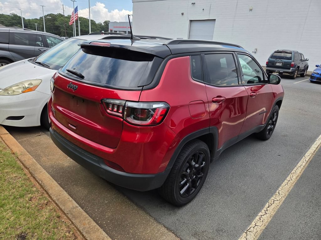 Used 2024 Jeep Compass Latitude w/ Altitude Special Edition AWD/4WD image 10