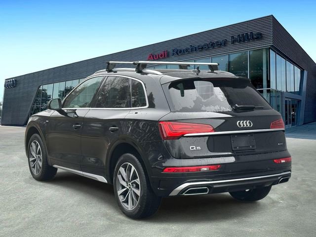 Used 2023 Audi Q5 2.0T Premium w/ Convenience Package image 4