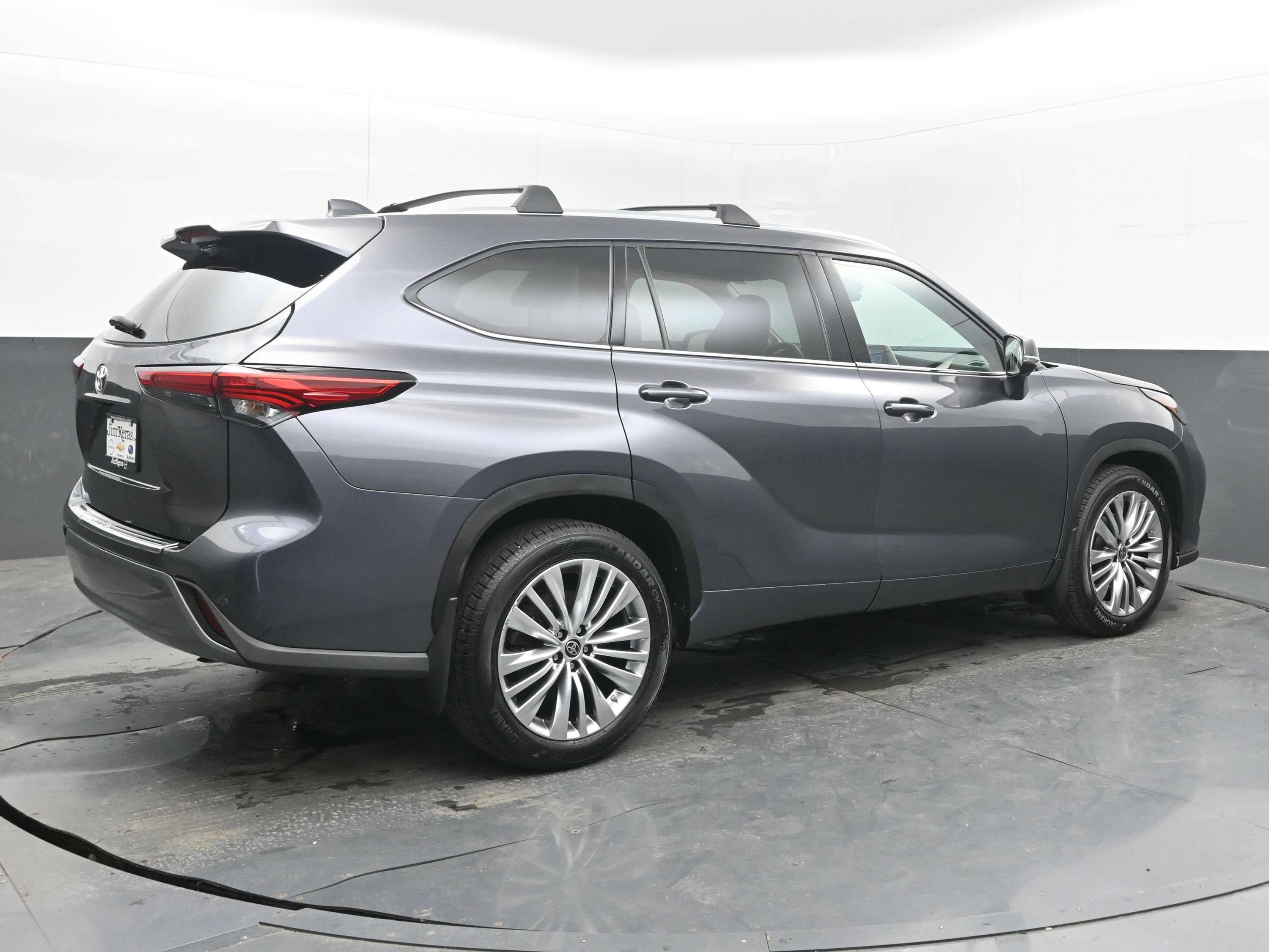 Used 2022 Toyota Highlander Platinum AWD/4WD image 7