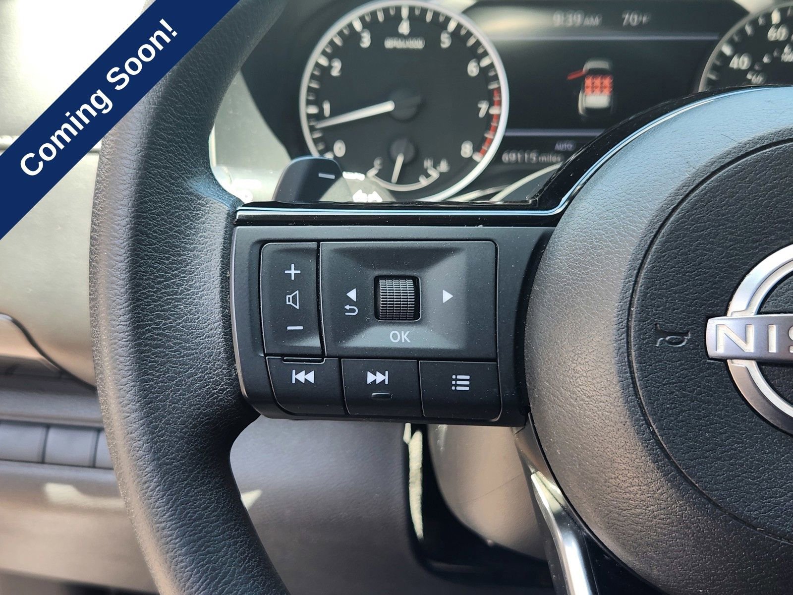 Used 2022 Nissan Pathfinder S AWD/4WD image 16