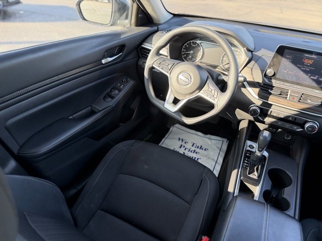 Used 2025 Nissan Altima 2.5 SV image 27