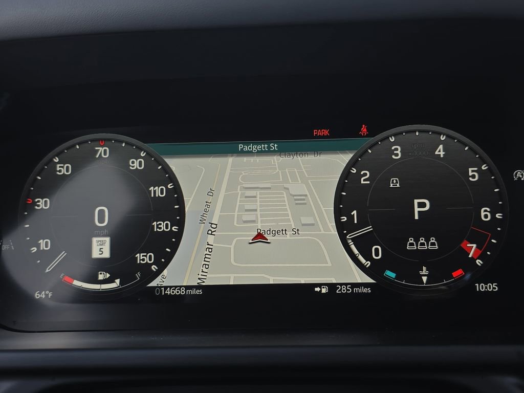 Used 2025 Land Rover Defender 90 X-Dynamic SE image 19