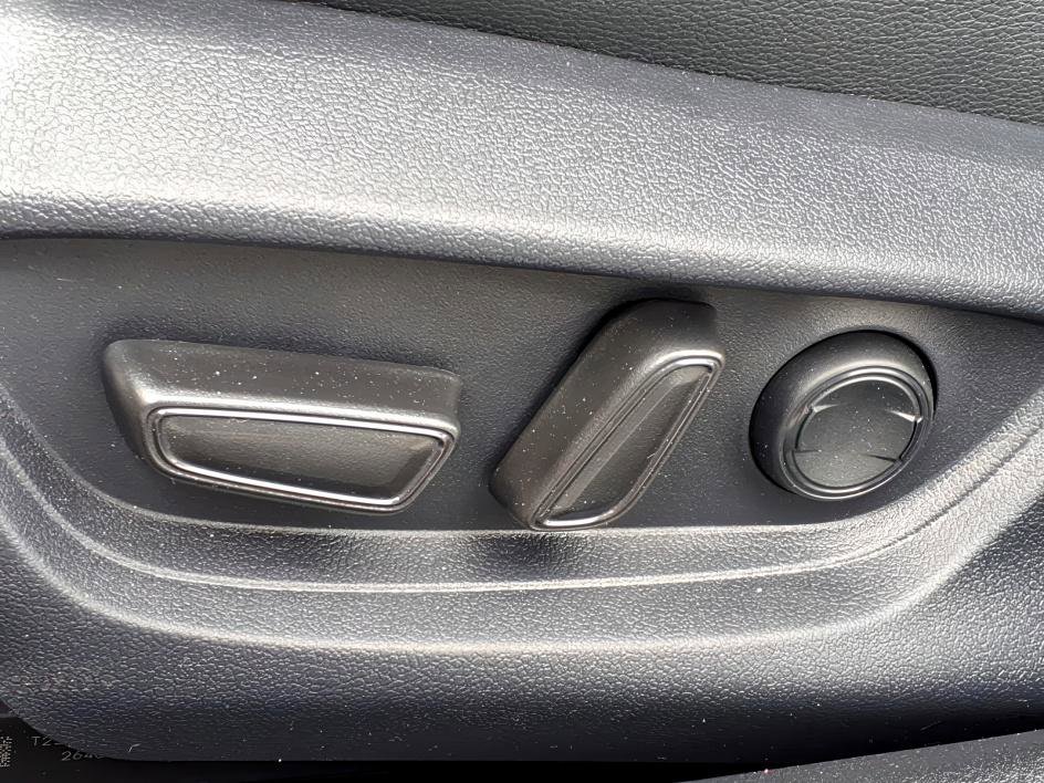 Certified 2025 Toyota Camry SE image 15