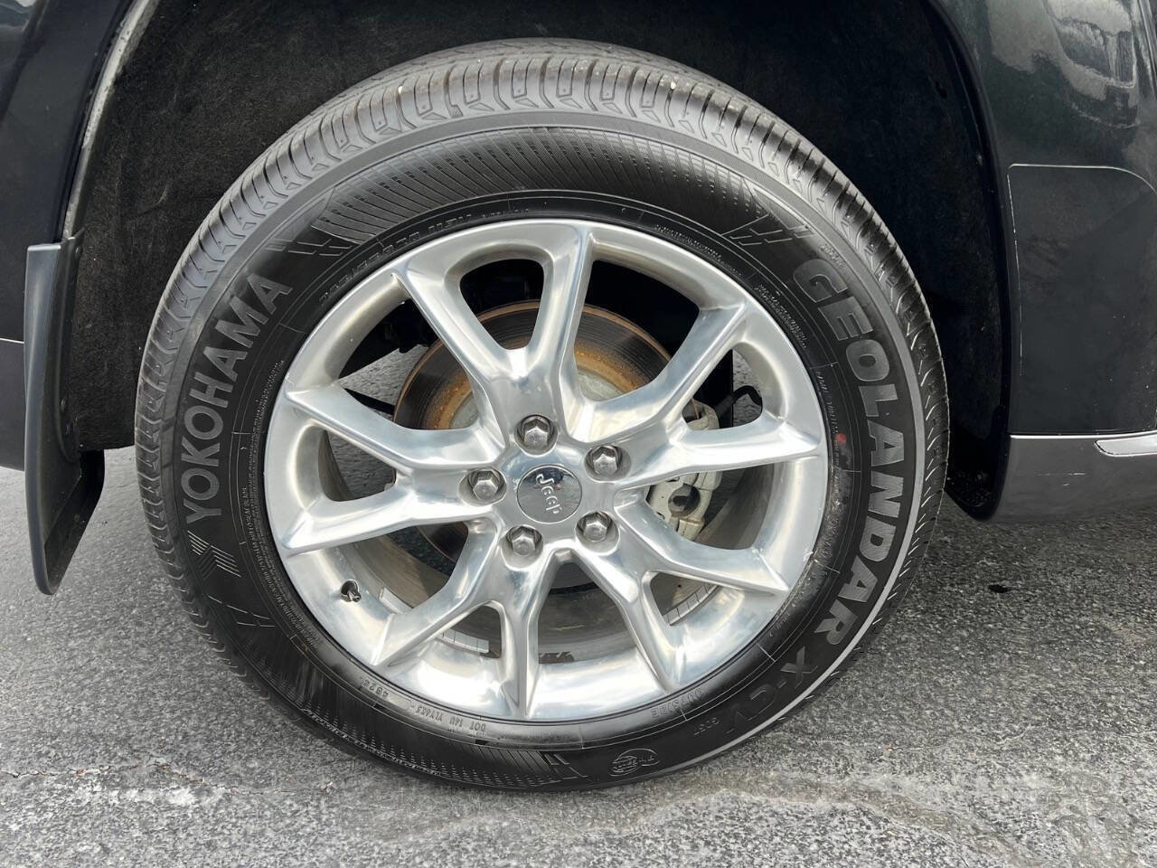 Used 2015 Jeep Grand Cherokee Summit AWD/4WD image 32