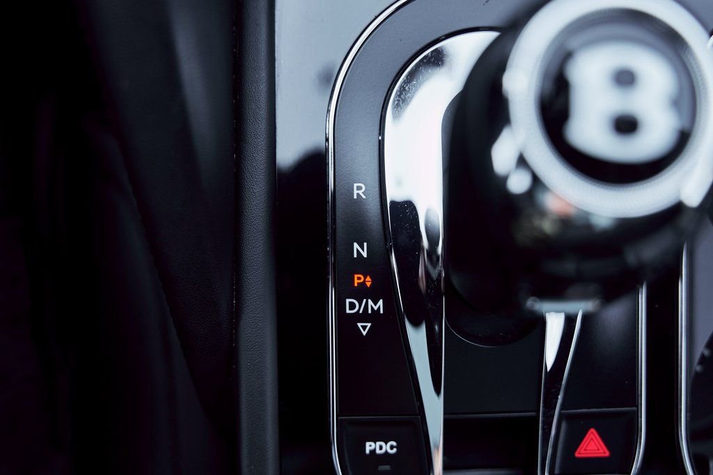 Used 2022 Bentley Bentayga image 66