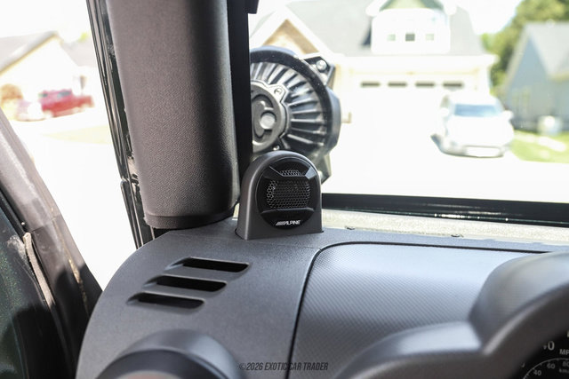 Used 2010 Jeep Wrangler Unlimited Rubicon w/ Dual Top Group AWD/4WD image 36