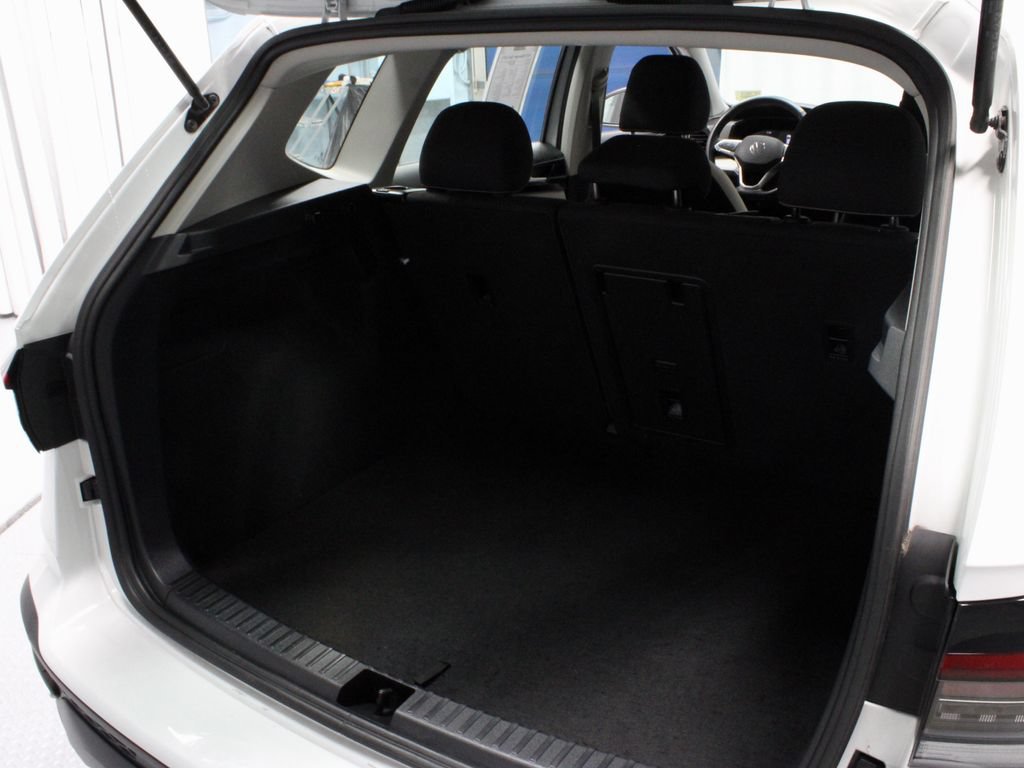 Used 2025 Volkswagen Taos S AWD/4WD image 15