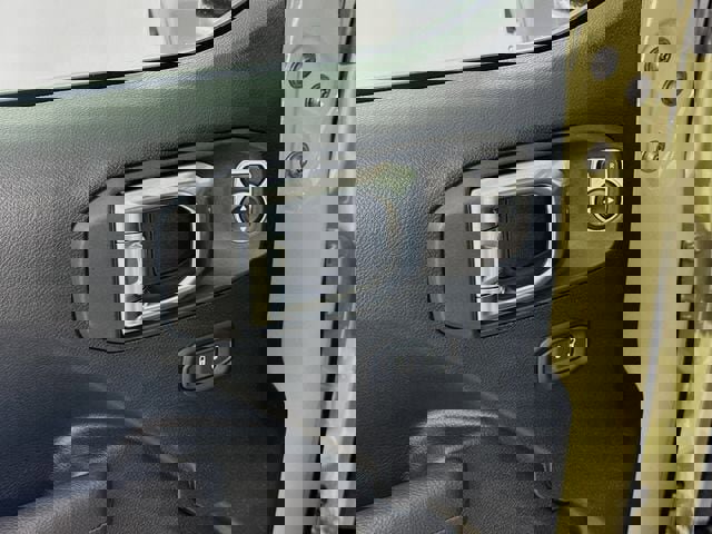 New 2025 Jeep Wrangler Unlimited Rubicon w/ Technology Group image 21