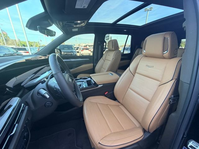 Used 2025 Cadillac Escalade Premium Luxury w/ Touring Package image 12