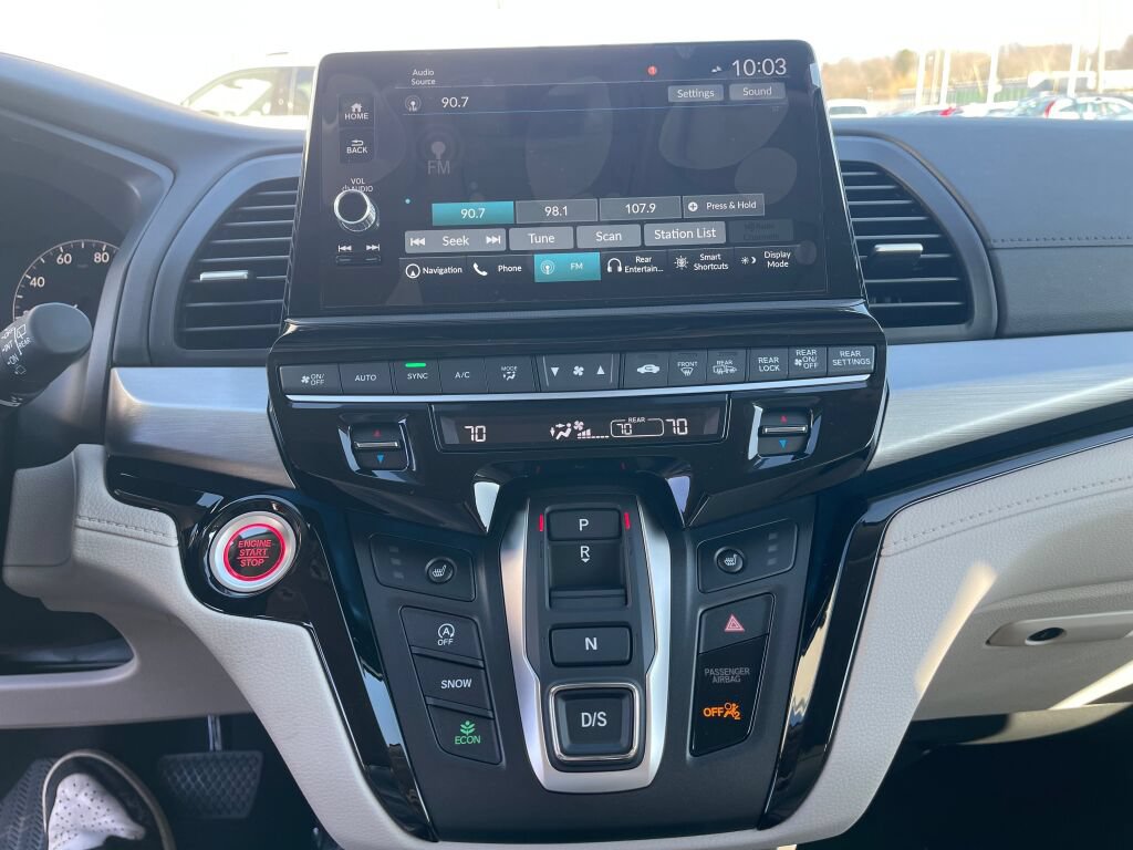 New 2026 Honda Odyssey Touring image 8