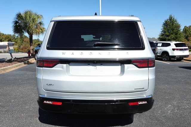 Used 2024 Jeep Wagoneer L Series II RWD image 7